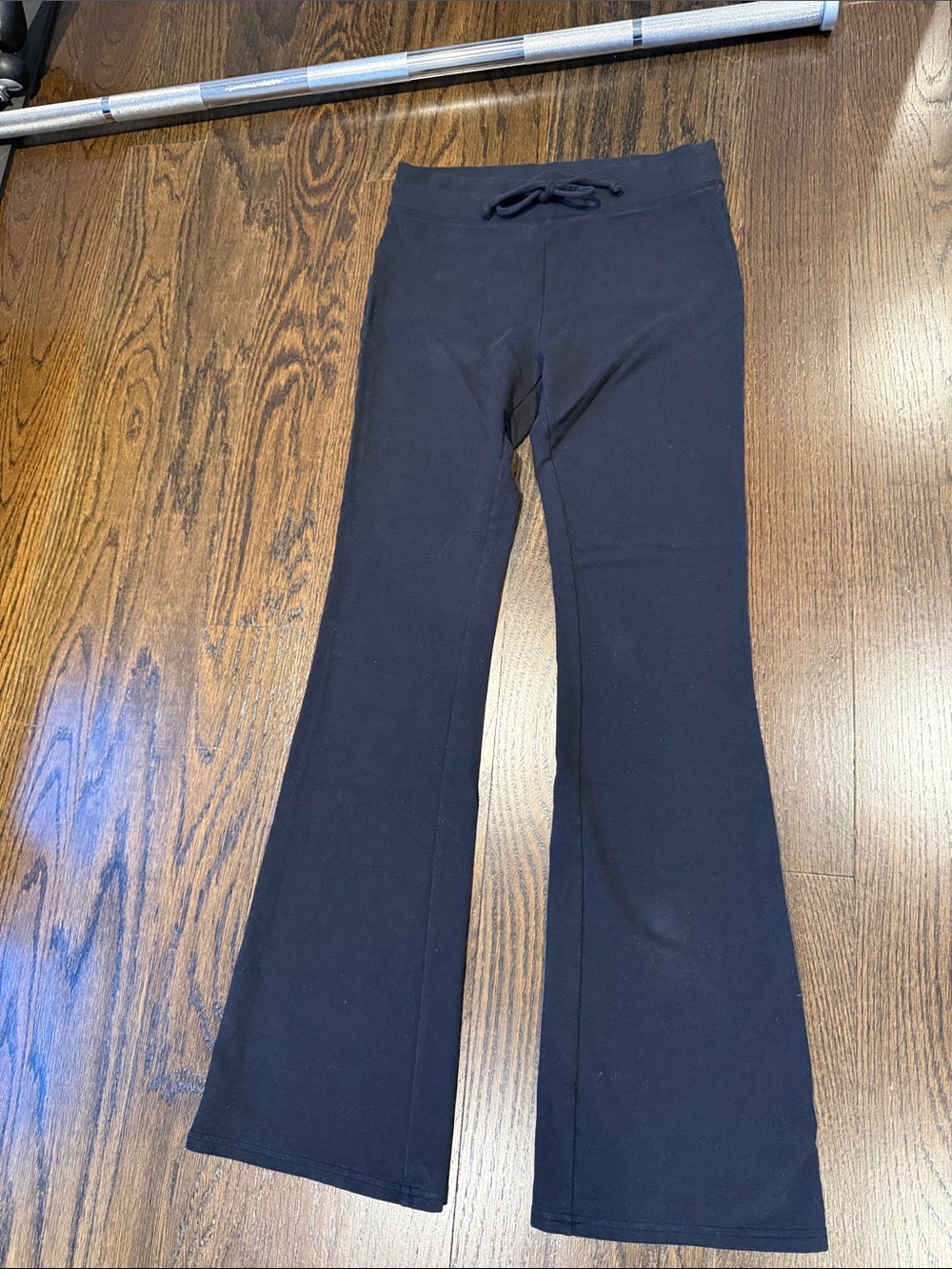 ALO Yoga womens sz Small Black soft stretch Flare leggings with Drawstring